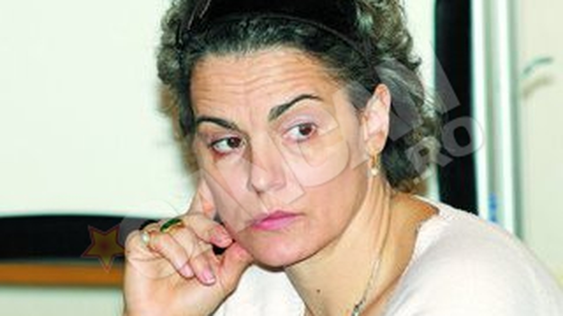 Maia Morgenstern, nevoita sa joace pe scena TNB intr-un frig cumplit! "Erau -2 grade, am inghetat de nu mai puteam sa-mi misc degetele!"