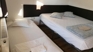 Sejur de coșmar pentru o brașoveancă, într-un hostel din București: "Cred că e bordel, pentru că am auzit femeile cum..."