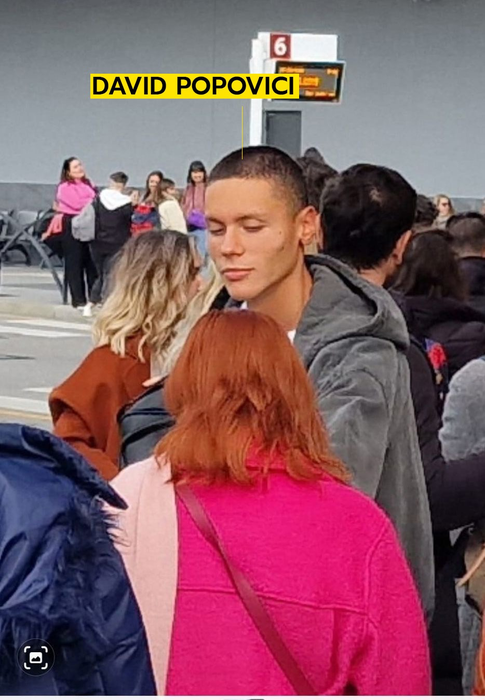 David Popovic, alături de tânără, pe aeroport (SURSA FOTO: CANCAN.RO)