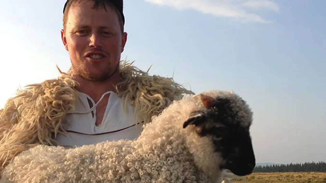 Ghita Ciobanul este disperat! A venit ursul peste el si statul nu face nimic!