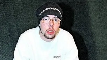 Vedeta Pro TV nu si-a reglat nici in ziua de astazi relatia cu primul copil. Busuioc Junior a asteptat in zadar un La multi ani! de la tatal sau