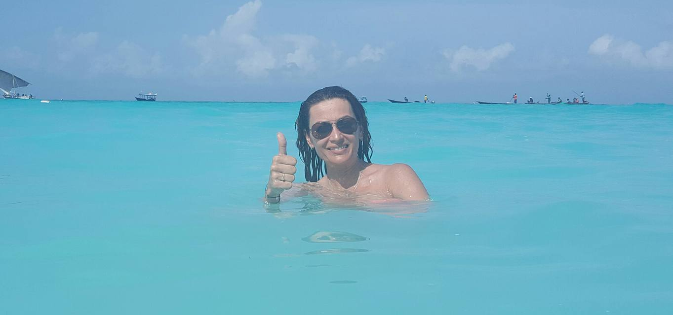 ANCA ŢURCAŞIU a fost într-o vacanţă exotică în Africa de Sud şi Zanzibar! Cum arată în costum de baie la 46 de ani