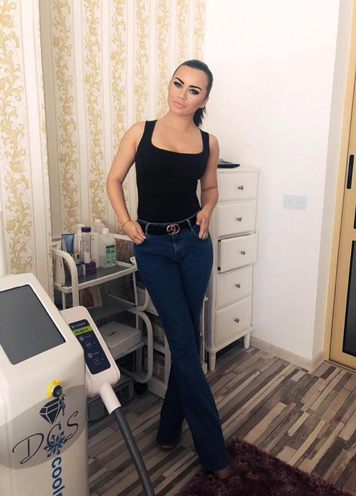 Carmen de la Sălciua și soțul ei, Culiță Sterp, nași de cununie. Ce rochie a ales să îmbrace artista. A atras privirile tuturor