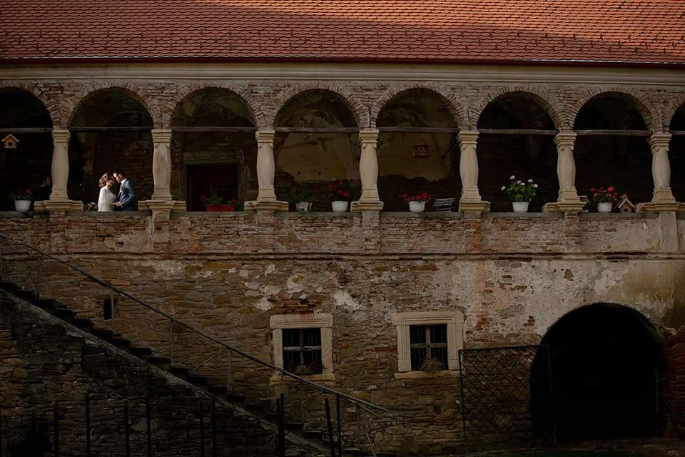 Localitatea de lângă Sighișoara care atrage anual o mulțime de turiști. Locul din România pe care trebuie să îl vizitezi vara asta