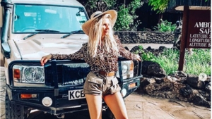 Reacția unui localnic din Kenya, după ce a văzut cât de bine arată Andreea Bănică