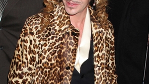 John Galliano a fost concediat de casa Dior dupa mai multe declaratii antisemite! "Il iubesc pe Hitler"!