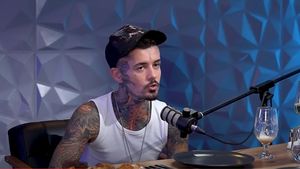 Imagini inedite cu Zanni: a mers pe străzile orașului, propovăduind cuvântul Domnului! "Iisus este rege"