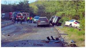 Doi români au murit într-un accident rutier grav din Bulgaria. Mașinile lor au fost spulberate de un camion