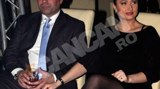 Gabriela Cristea are un sot model: "Cand sunt trista reuseste sa ma aduca de la agonie la extaz"