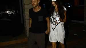 Dragoste cu nabadai intre Mitoseru si Bianca Jurca. S-au certat dupa trei zile de relatie, dar el a impacat-o cu trei trandafiri