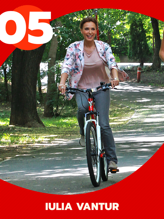 Ele sunt sexy-biciclistele showbizului! TOP 25 cu nume grele! Andreea Berecleanu, Iulia Vântur și Anca Țurcașiu au luat startul!