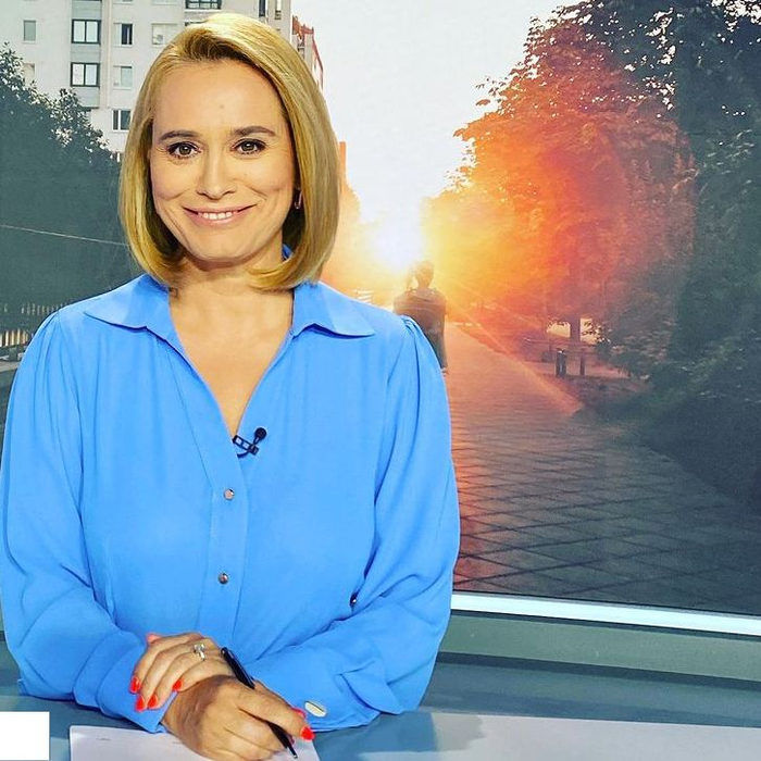 Andreea Esca este cea mai longevivă prezentatoare de știri din România, având o carieră de peste 20 de ani (foto Instagram)