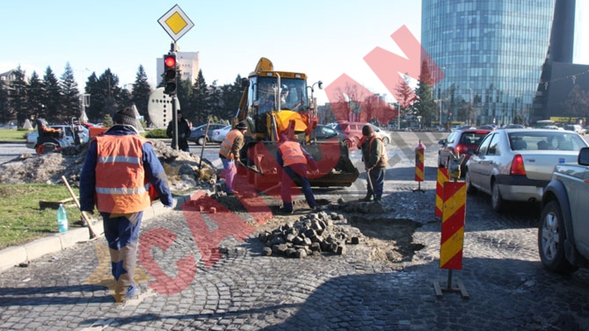 A inceput repararea gropilor din Capitala