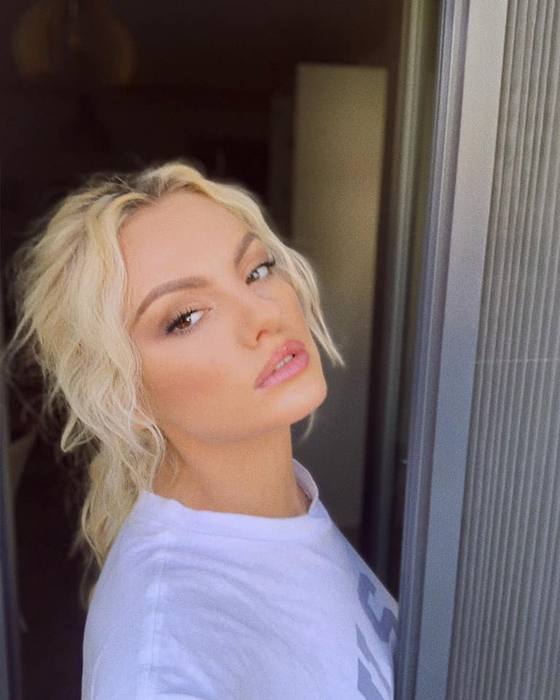 Alexandra Stan a rupt tăcerea despre despărțirea de Bogdan Stăruială. Care este motivul pentru care au pus punct relației după 4 ani
