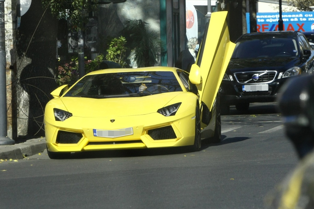 Dan Nicorescu și celebrul său Lamborghini Aventador