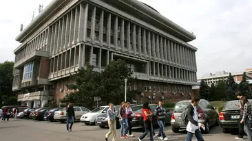 Costurile anuale ale unui student în România. Taxele sunt tot mai mari