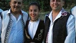 DOLIU în lumea muzicii populare! Fratele unui celebru cântăreţ a pierit într-un cumplit accident rutier!