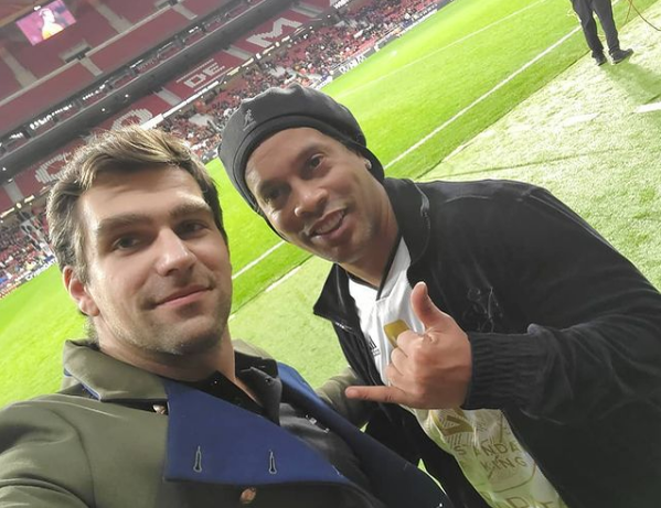 Ovidiu Toma, partenerul de afaceri al lui Alex Bodi, alături de Ronaldinho