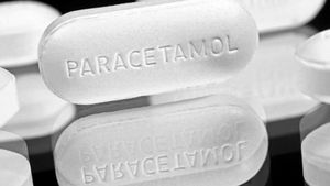 Restricții la vânzarea medicamentelor! Paracetamol cu rația în farmaciile din România