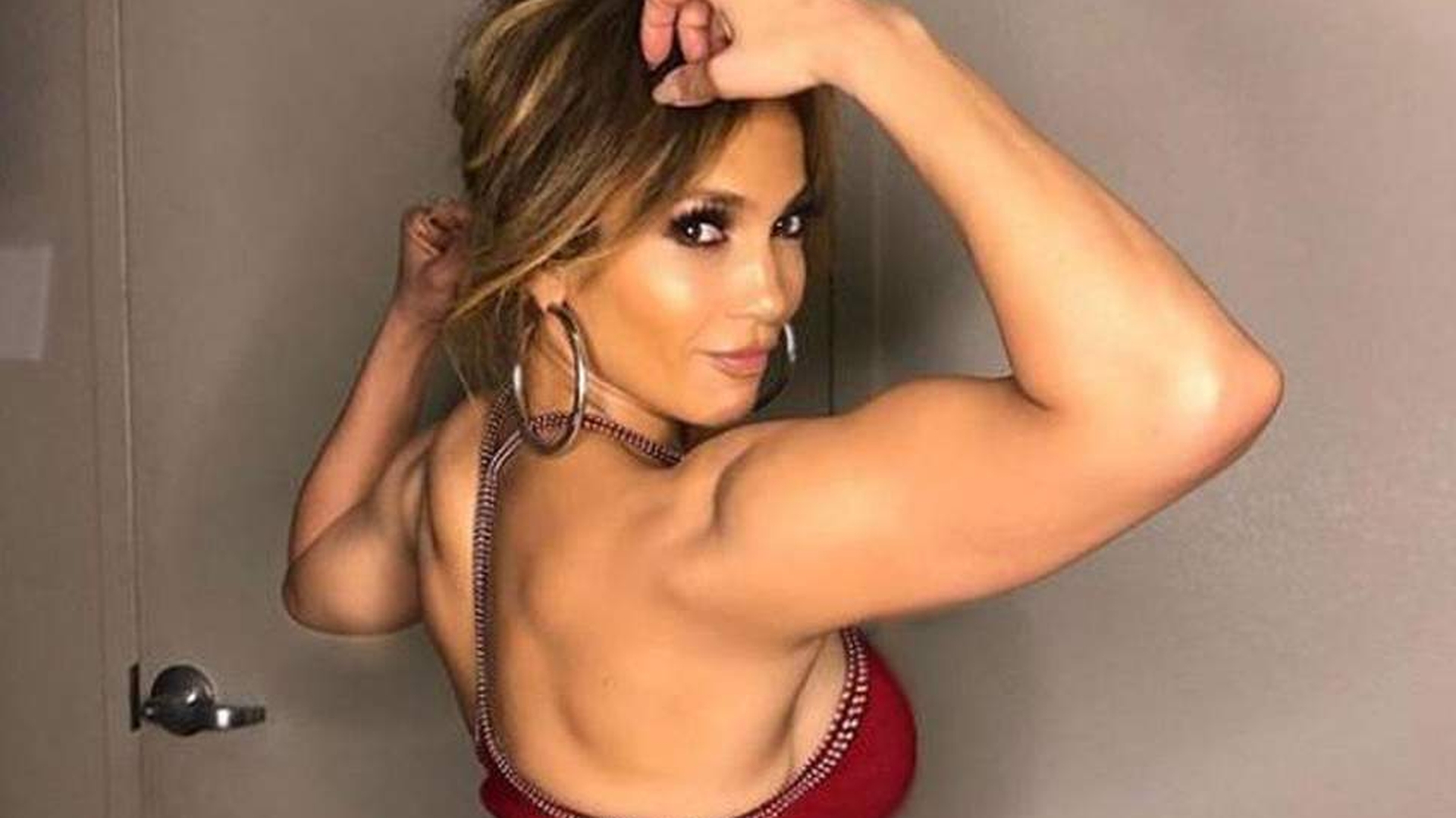 Jennifer Lopez și-a trucat pozele ca să arate perfect! Cum a fost surprinsă într-o vacanță din Bahamas