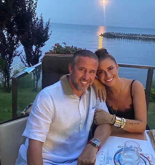 O arde pe „sărăcie”! Câți lei pe noapte a dat Anamaria Prodan la hotelul în care se află acum cazată în stațiunea Venus