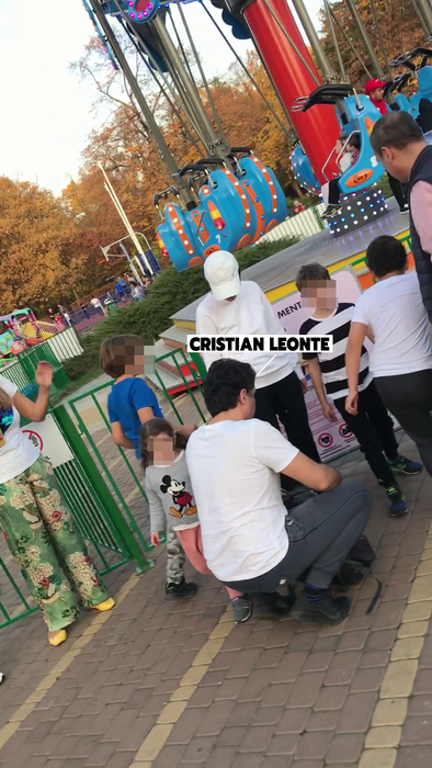 Celebrul prezentator de la PRO TV apare rar în public cu soția (cunoscută jurnalistă)… Noi i-am filmat însă departe de pupitrul știrilor!