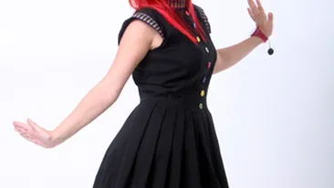 Veverita Alina organizeaza un tribut Paramore!