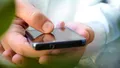 Românii cu telefon mobil au interzis prin lege. Amenzi pe loc pentru cei care au copii