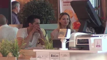 S-au chinuit 5 ani sa devina parinti, iar miracolul s-a intamplat cand nici nu mai sperau! Ce solist celebru va fi tatic in curand