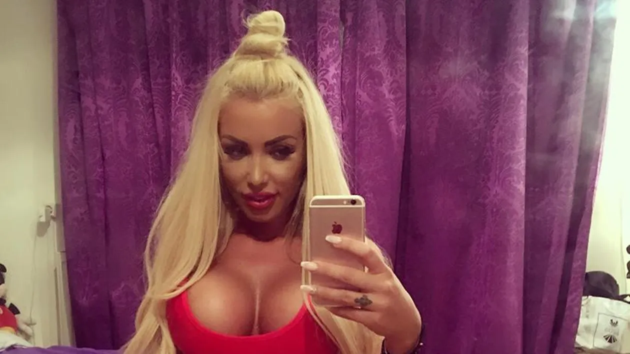 Cât de obsedată e Loredana Chivu de fostul iubit! Cum a putut să pozeze ca să-i atragă atenția