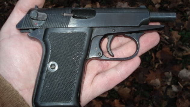 Politist impuscat de un coleg in aceasta dimineata. Incidentul s-a petrecut la Sectia 11 din Vitan