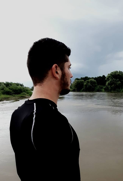 Și-a presimțit moartea? Ce mesaje a transmis tânărul filmat în timp ce se îneca! ”Daniel, mă sperii”