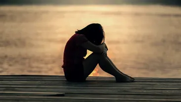 De ce ne dorim o transformare radicală după o pierdere? Psihologia din spatele „makeover”-ului în perioada de doliu