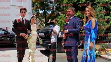 Gică Hagi şi Ianis, de mână cu soţiile, au atras toate privirile. Tablou de familie complet la nunta Kirei!