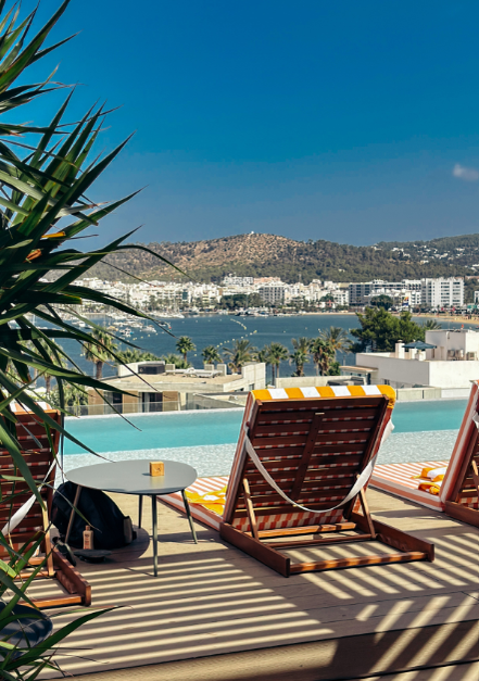 Corina Caragea, imagini speciale din vacanța în Ibiza. Ce a impresionat-o la insula spaniolă