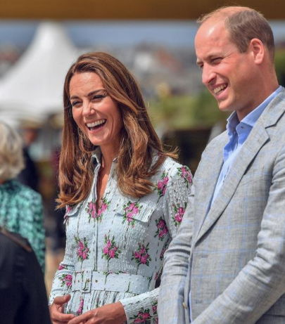 Palatul Buckingham a fost jefuit. Bunurile Reginei Elisabeta a  II-a au fost vândute pe internet