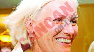 Monica Tatoiu, lecuita de un calugar