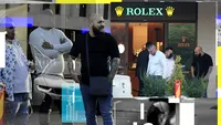 Dani Mocanu a făcut “ședință foto” la Rolex. A probat mai multe piese “grele”, dar nimic nu s-a “lipit” de el