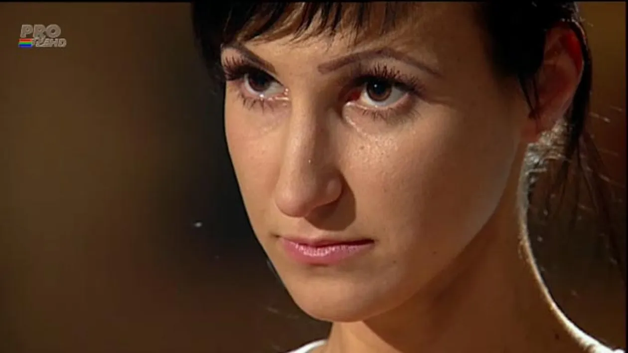 Tanara din Baia Mare care i-a dat gata pe jurati cu prajitura si cu poveste ei de viata: Este inadmisibil sa-ti parasesti copiii