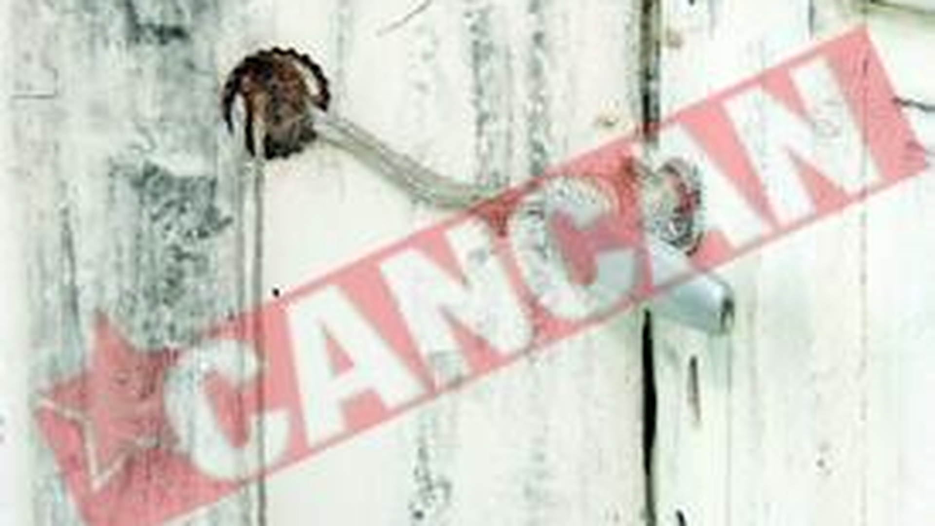 Refuza sa curete camera in care i-a fost ucis fiul