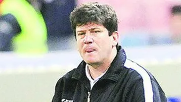 Schimbare in Giulesti. Proful Pustai ii ia locul lui Lucescu Jr.