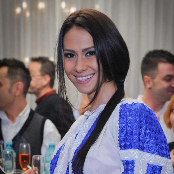 Andreea Moldovan a născut! Fosta casnică de la Pro TV a adus pe lume un băiețel de nota 10