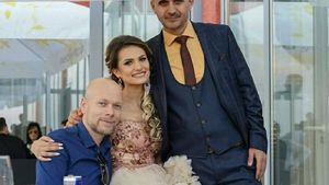 Bianca, fostă concurentă de la "Insula Iubirii", a reacţionat când a auzit de copii cu Liviu! Se întorc trei din vacanţă?