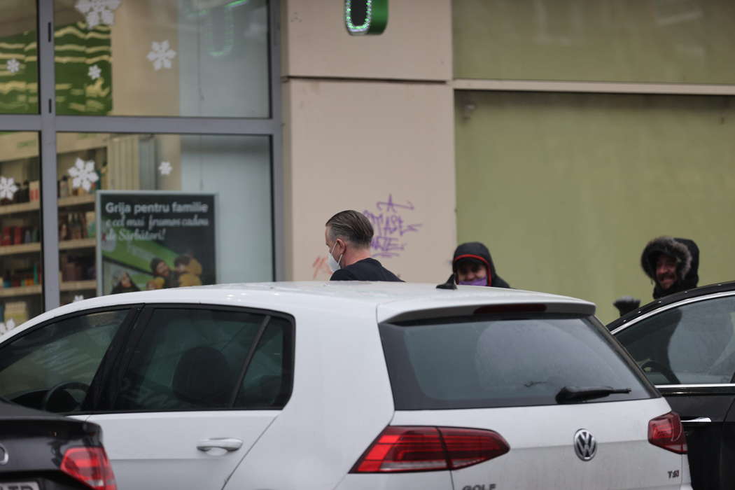 Laurențiu Reghecampf a avut de "bifat" mai multe destinații (Foto. CANCAN.RO)