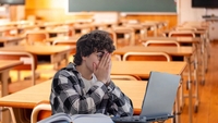 Legea care elimină examenul suplimentar de admitere la liceu a fost promulgată de Nicușor Dan. Ce trebuie să știe elevii