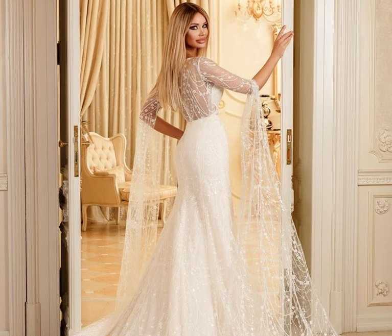 Bianca Drăgușanu visează la ziua nunții cu Alex Bodi?! Are planurile stabilite: “În fața altarului, aş îmbrăca două rochii de mireasă”
