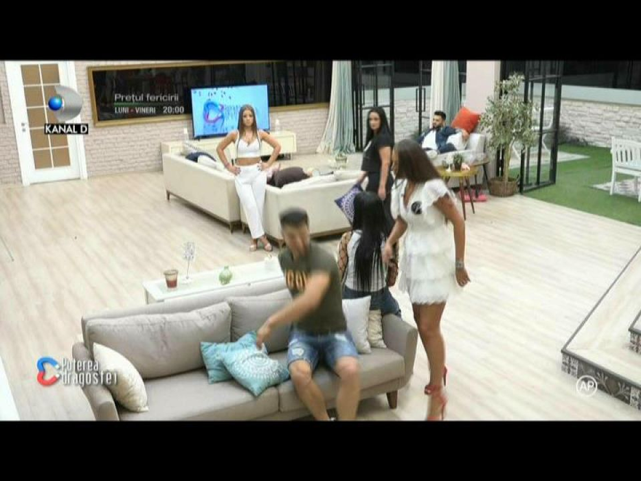 Scandal la Kanal D! Roxana de la Puterea Dragostei, criză de nervi