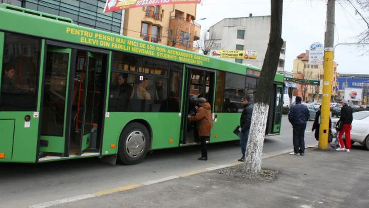 Sofer de autobuz din Galati, prins fara permis de conducere! Explicatia barbatului este halucinanta