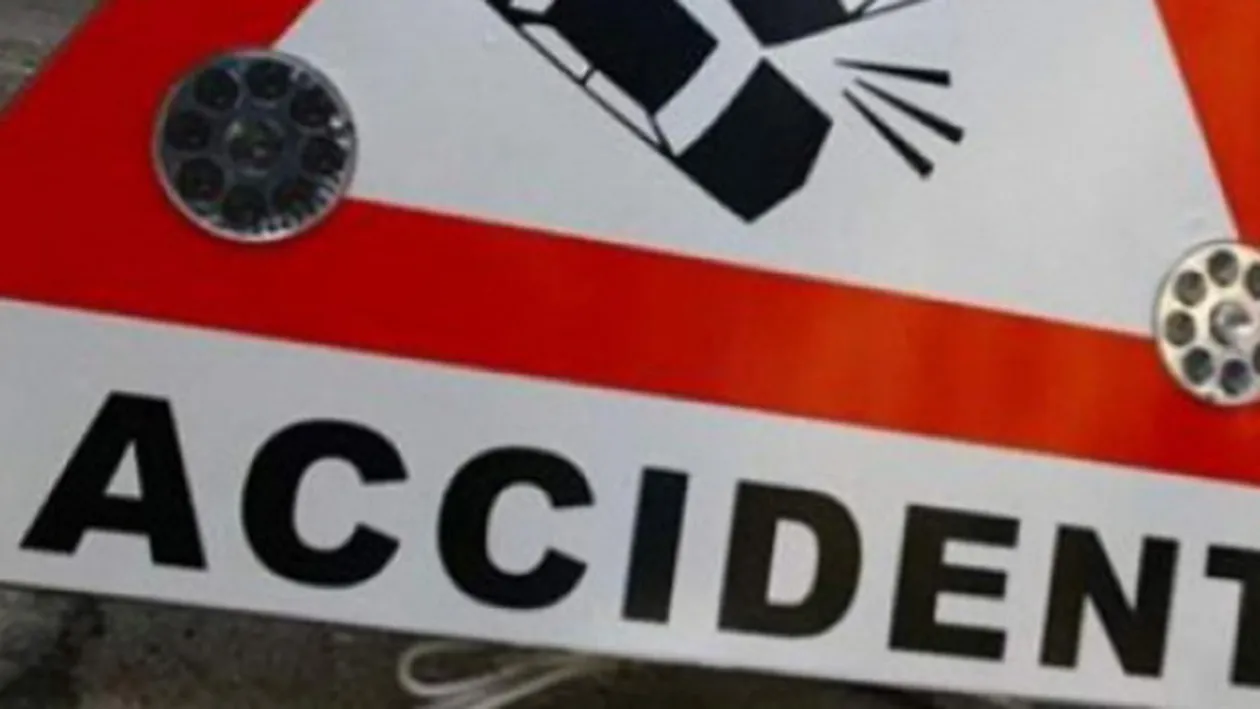 S-a rasturnat cu masina! Gravida in patru luni, o creatoare de moda a fost implicata intr-un accident