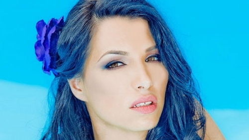 Cea mai nereusita fotografie a ei! Sorana ex-Asia a zambit larg, insa dantura nu a avantajat-o deloc! Sigur nu-ti va placea asa